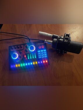 Cannon RCX USB Audio Mixer with Microphone - Multicolor LED (Podcast mixer)